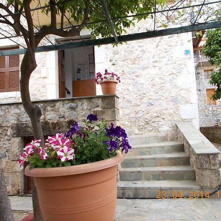Skardamoula'S Studios And Apartments, 2 Kardamyli Exteriér fotografie