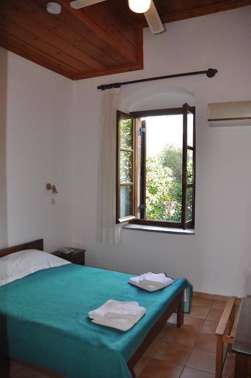 Skardamoula'S Studios And Apartments, 2 Kardamyli Pokoj fotografie